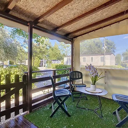 Appartement Mobil-home Vi 10 à - La Carabasse - Siblu Avec Piscine Payante Vias